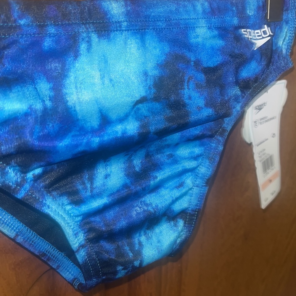 Speedo - Picture 2 of 4